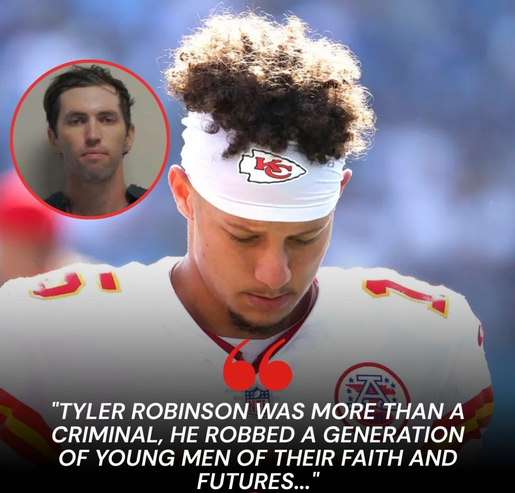 BREAKING: Ford Field choked up as Kansas City Chiefs star broke down in tears during a moment of silence for Charlie Kirk — a trembling voice calling out shooter Tyler Robinson as “the man who robbed a generation of young people of their faith.” To thunderous applause, the player called for the harshest punishment, even the death penalty, so that justice could be served. The entire NFL is shaken by an unprecedented moment…